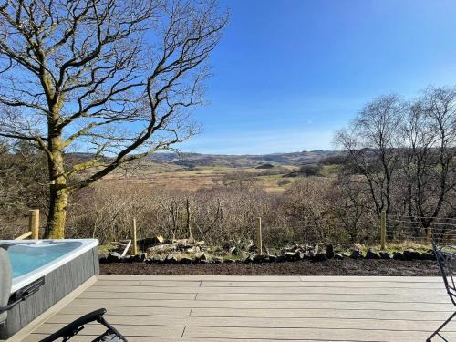 Oban House | Cadderlie Cabin - Luxury Woodland Escape with Hot Tub Near Oban