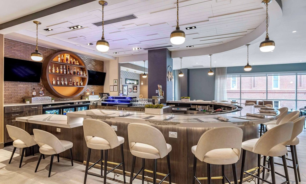 Downtown Louisville Hotel | Cambria Hotel Louisville Downtown-Whiskey Row