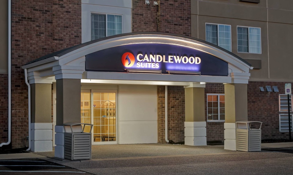 Greenwood Hotel | Candlewood Suites Indianapolis - South by IHG