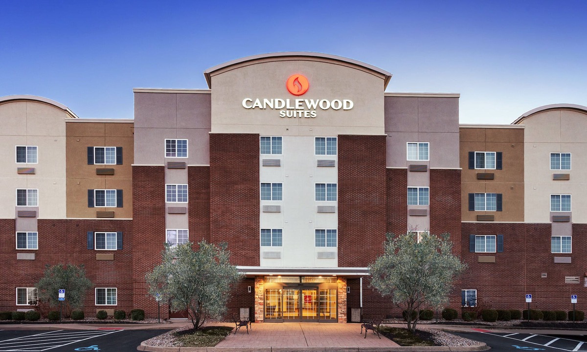Jeffersonville - Clarksville Hotel | Candlewood Suites Louisville North by IHG