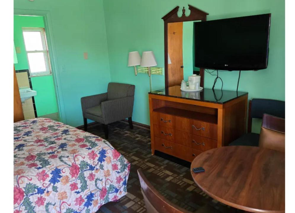 Columbus Hotel | Capital Motel