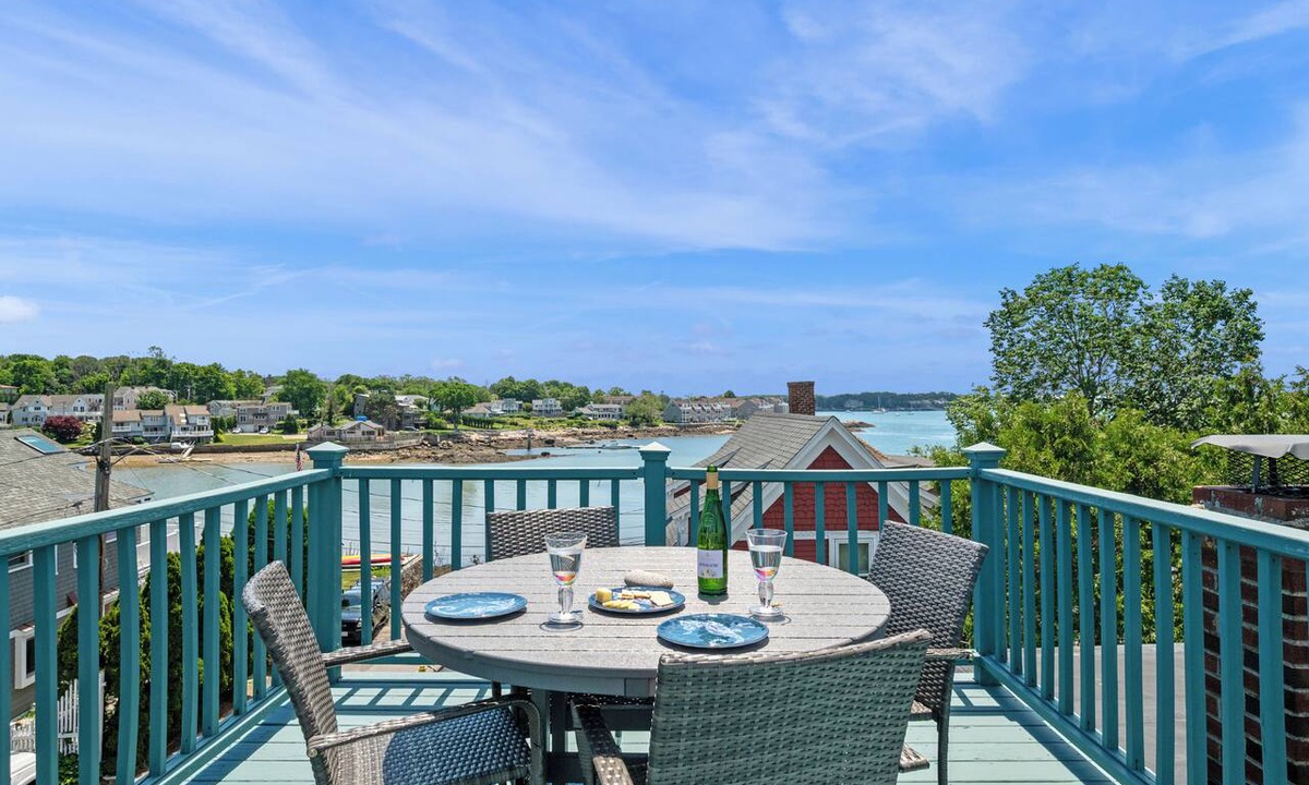 Gloucester House | Captain’s Lookout with Harbor Views & Roof Deck