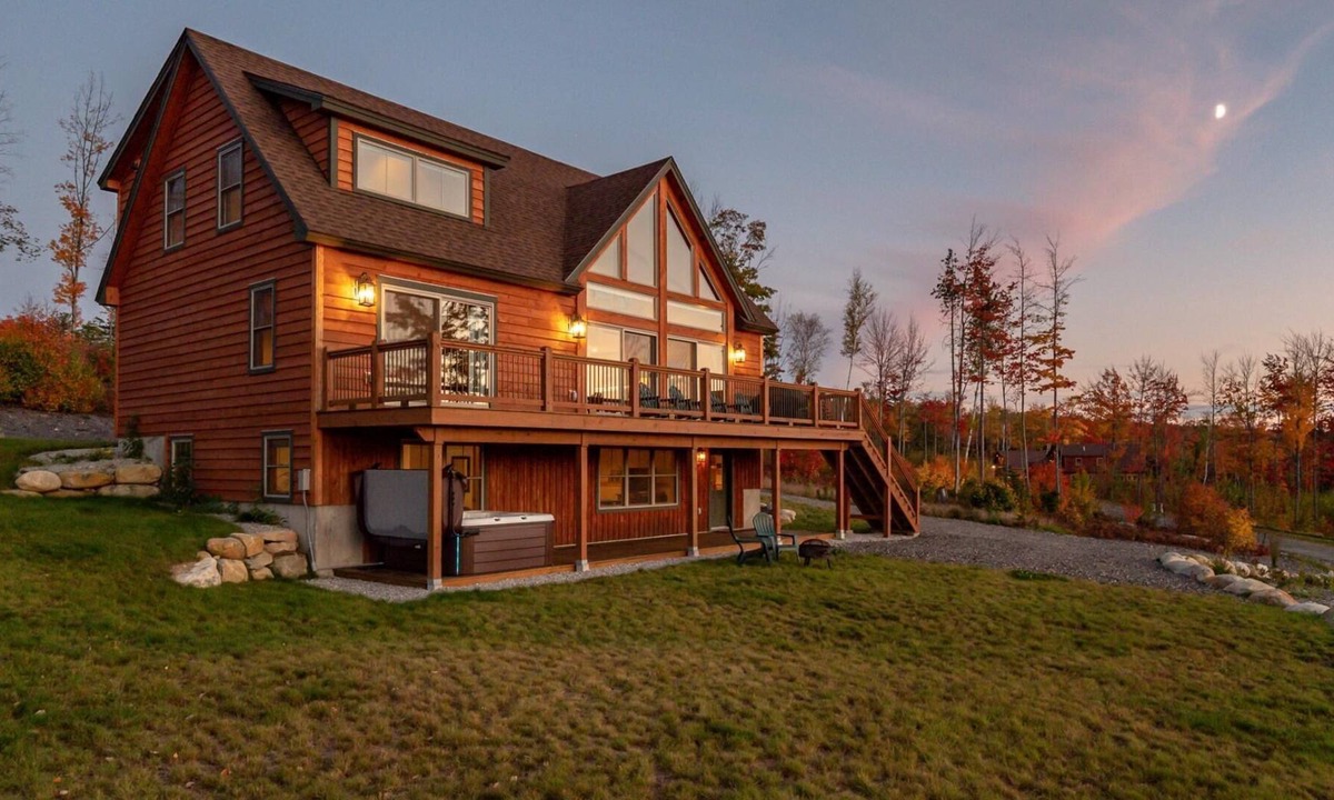 Bethel Ski Chalet | Caribou Mountain Chalet- Panoramic Views, Hot Tub