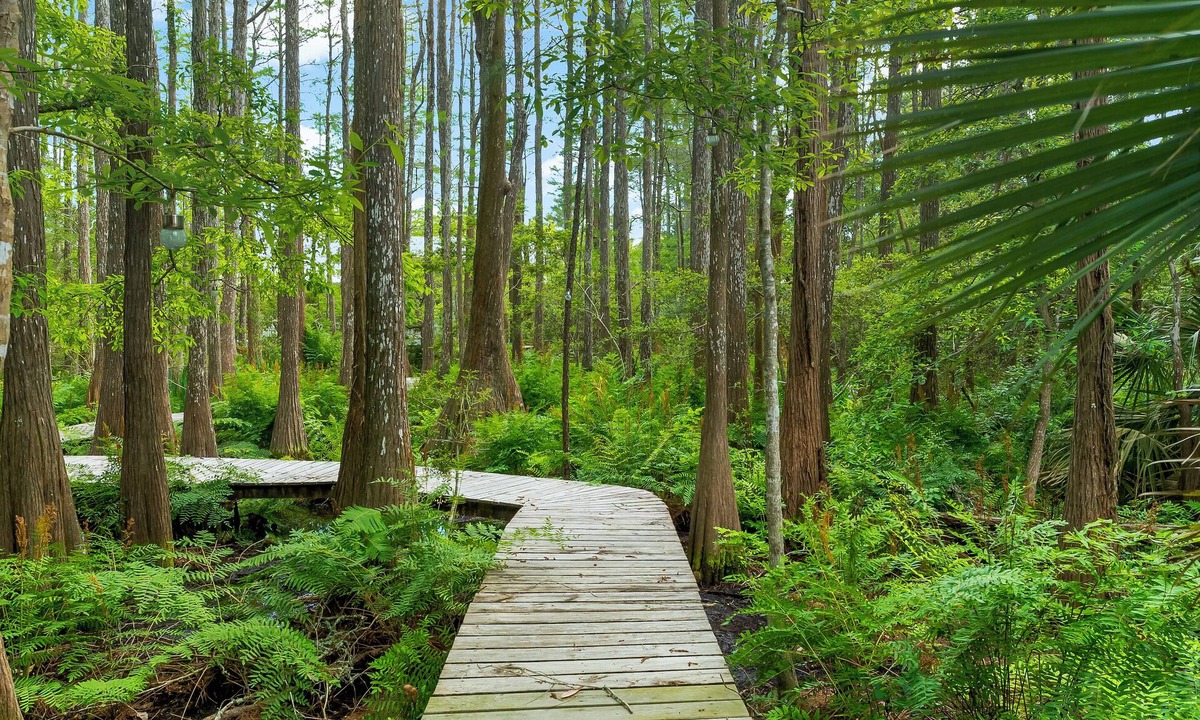 Cassine Village Condo | Cassine Gardens by Panhandle Getaways