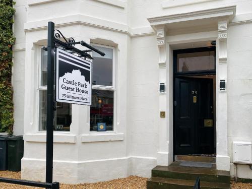 Tollcross Bed & Breakfast | Castle Park Guest House