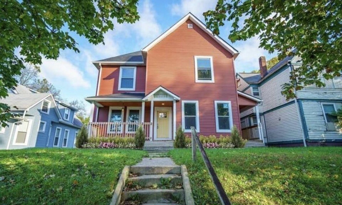 Near Eastside Apartment | Centerpoint BnB