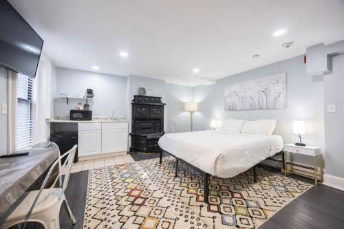 Bay Village Apartment | Centrally located Stay In Boston's Bay