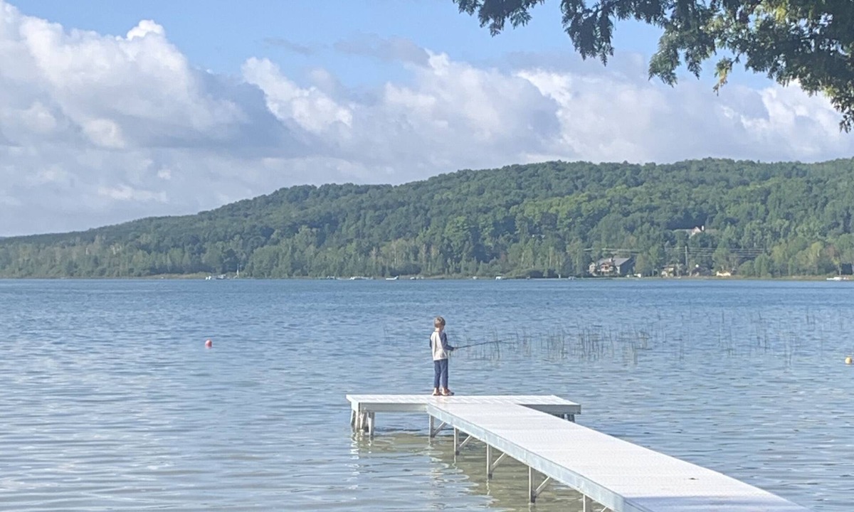 Boyne City Ski Chalet | Chalet on Deer Lake Boyne City, Charlevoix, Petoskey, Fishing, Boating