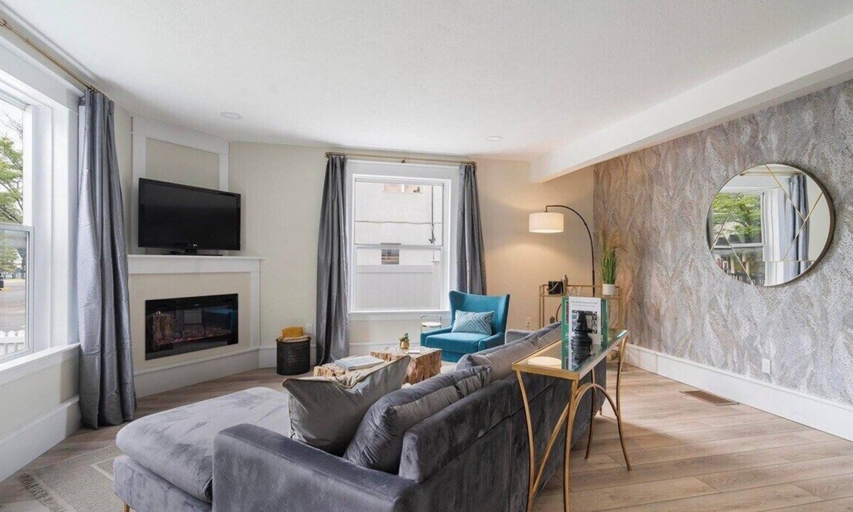 Charlevoix House | Charlevoix Charm: Boujee Downtown Bungalow