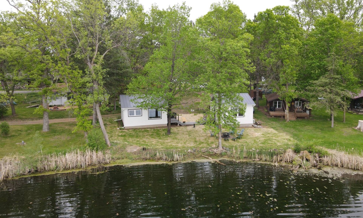 Luck Cottage | Charming 2-bedroom cottage on a lake.