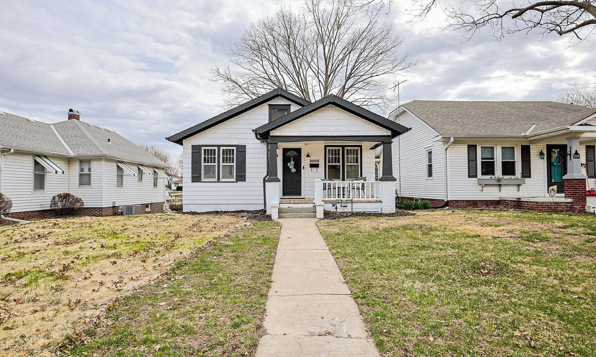St. Joseph House | Charming 2-bedroom house with AC, WiFi in Saint Joseph