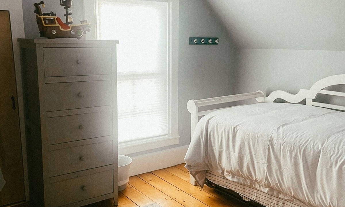 Thomaston House | Charming 3-bedroom farmhouse with AC, WiFi in quaint Thomaston