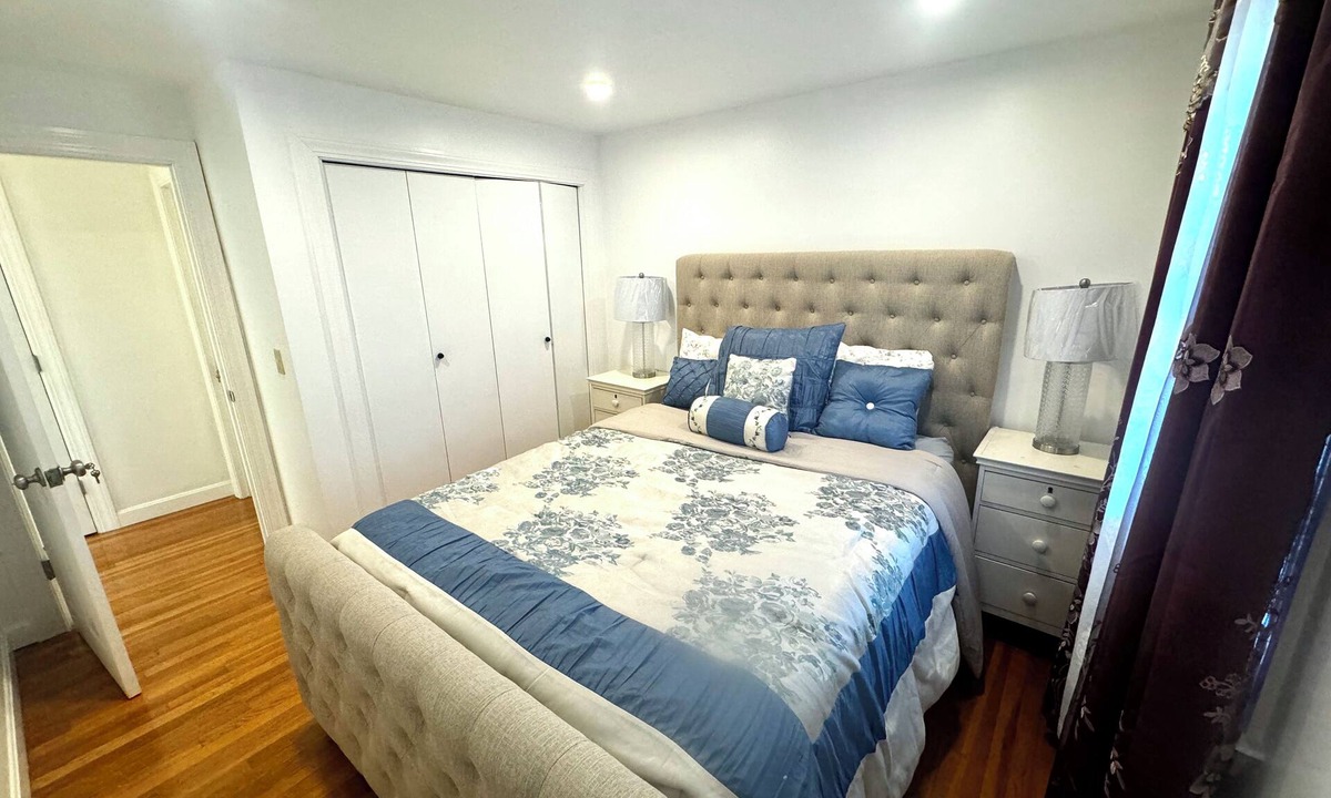 Centerville House | Charming 3-bedroom house with WiFi, AC in peaceful Centerville