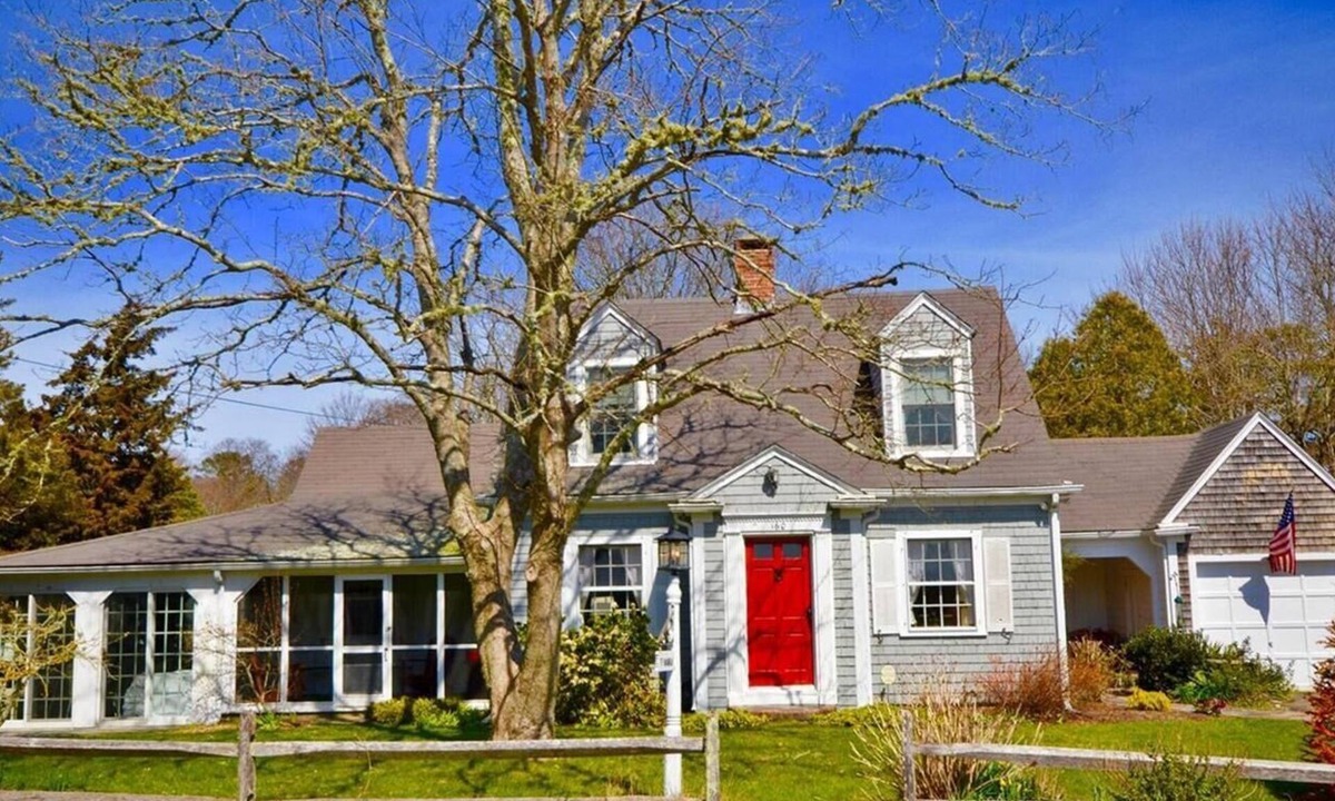 East Orleans House | Charming 3-bedroom house with WiFi, Dogs considered, in Orleans