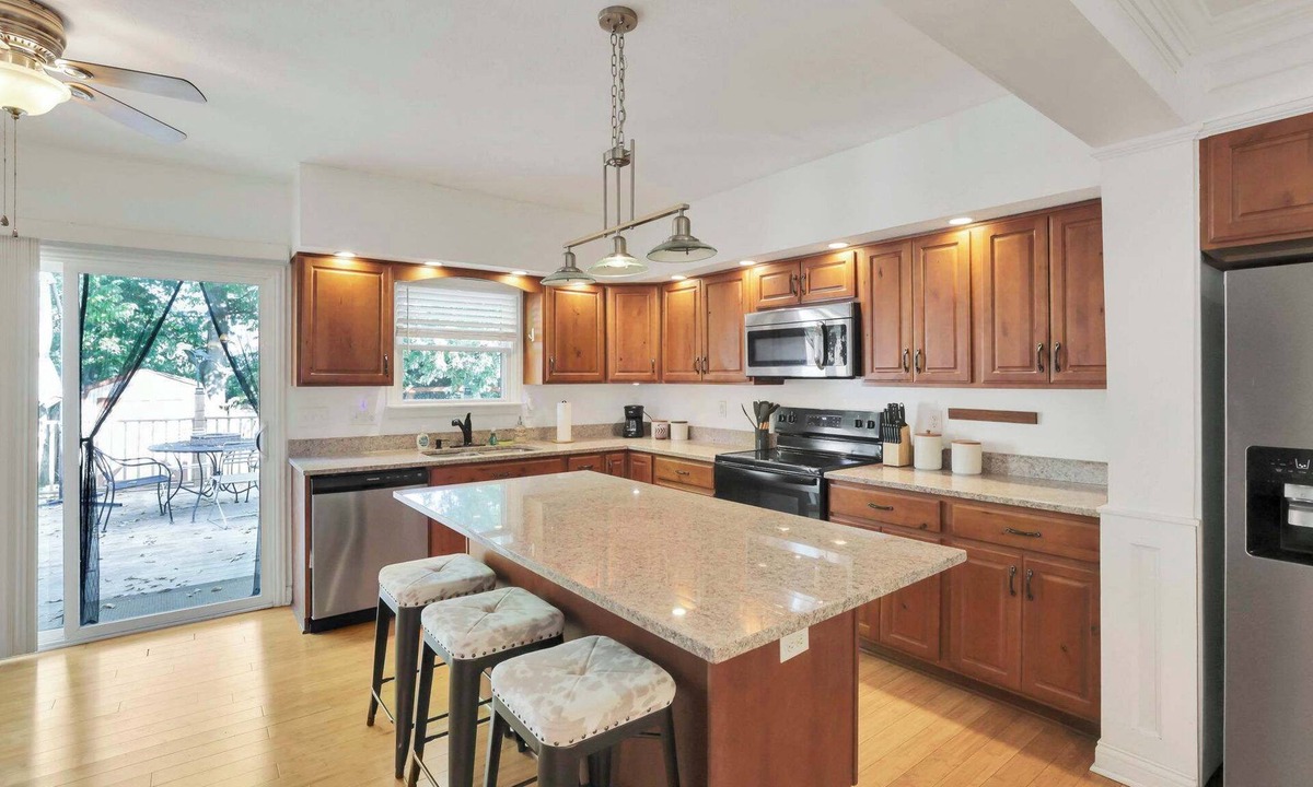 Grandview Heights House | Charming 3-BR + Fenced Yard - Near Grandview