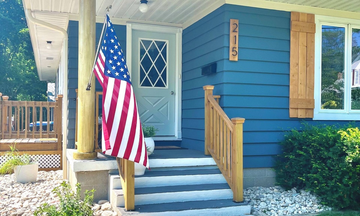 Sturgeon Bay House | Charming 4-bedroom house in quaint Sturgeon Bay