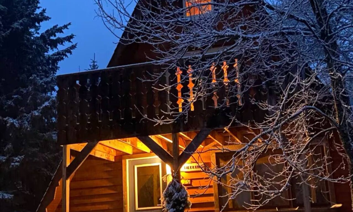 Bessemer Ski Chalet | Charming A-Frame ski chalet in Powderhorn Village, Bessemer. 2+br, WiFi