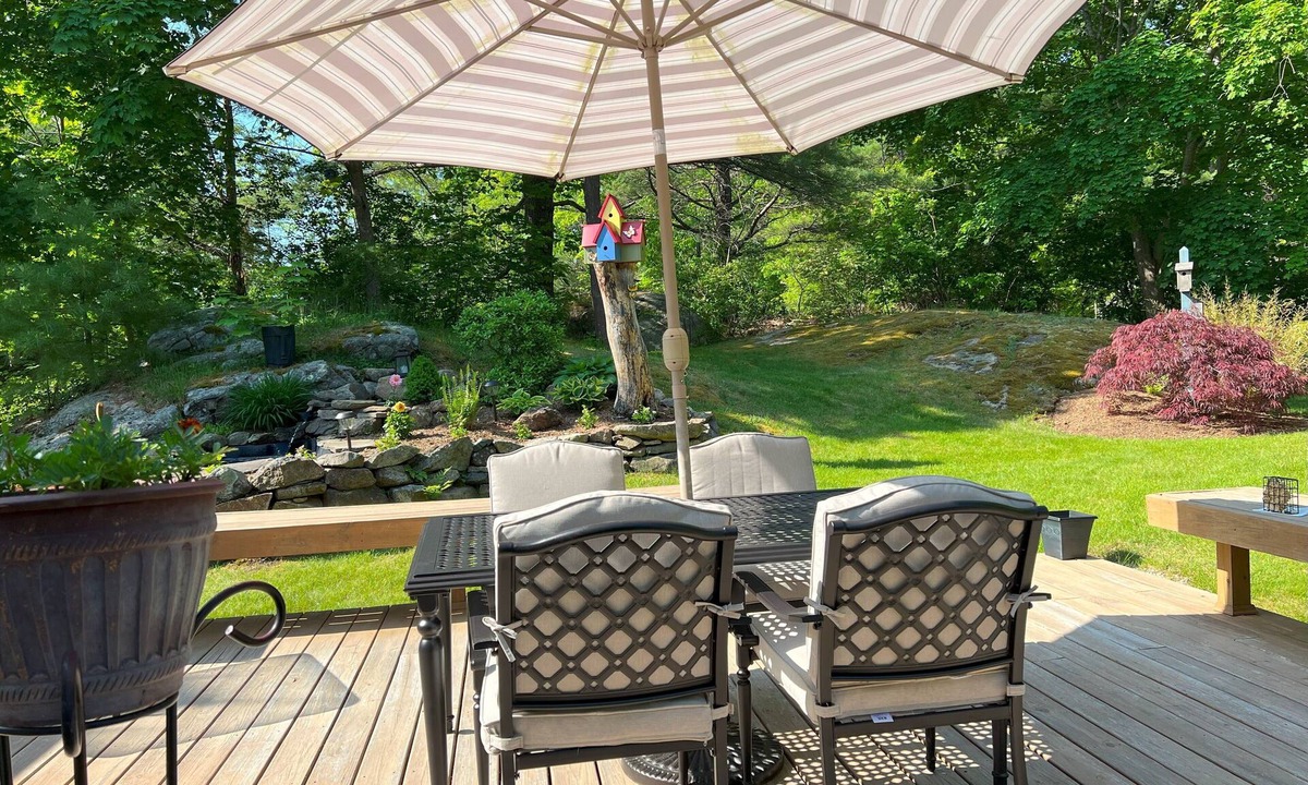 Cape Neddick House | Charming Cabin. Few minutes walk to Perkins Cove and Marginal way in Ogunquit
