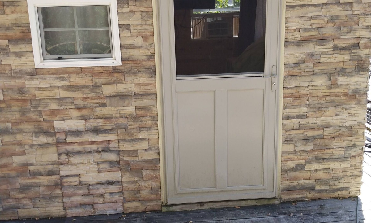 Logan Cabin | Charming efficiency in delightful Logan