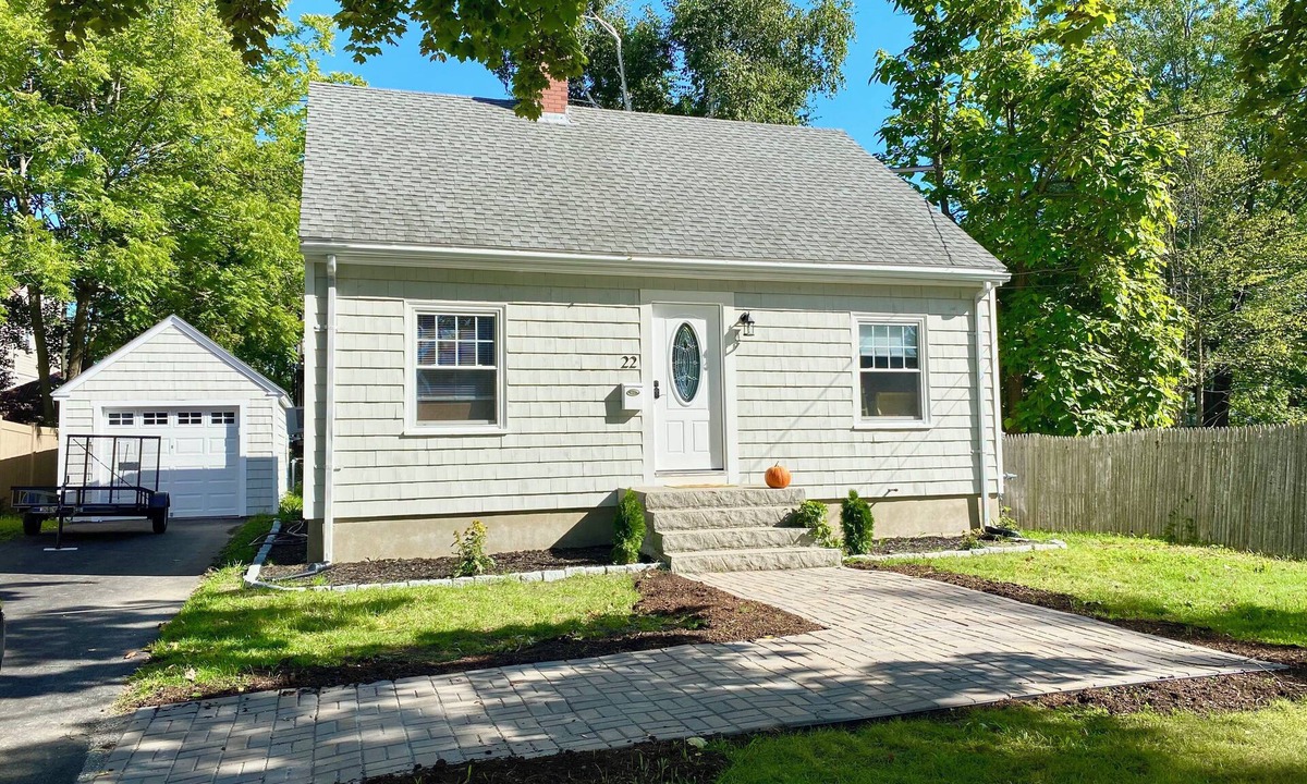 Portland House | Charming Home minutes to Old Port & Thompson Point