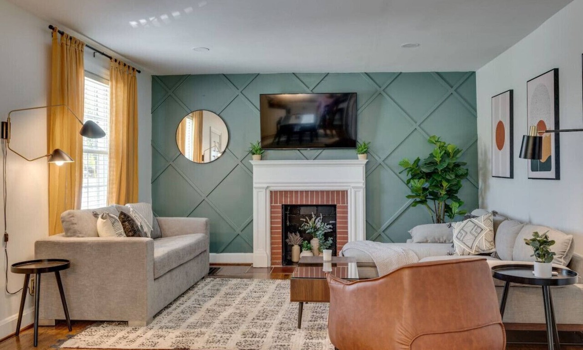 Hillsboro Village House | Charming House by Vanderbilt and Belmont University