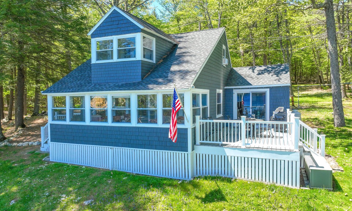 Windham Cabin | Charming lakefront cottage with a dock, WiFi, & washer/dryer - dogs welcome