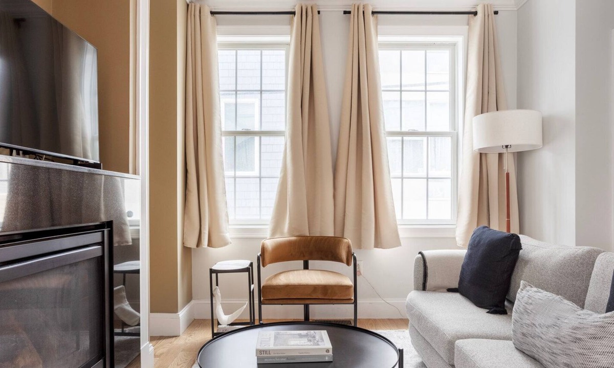 South Boston House | Charming South Boston 3BR w/ W/D & Balcony nr Restaurants, by Blueground