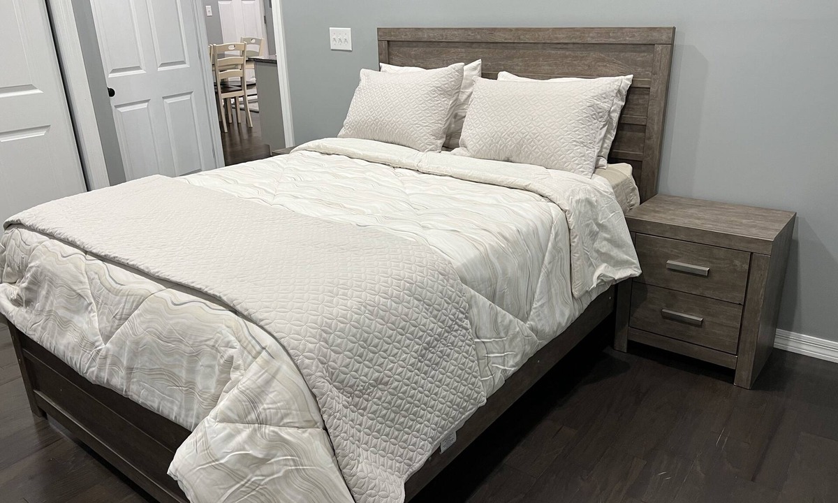 Fairborn House | Cheerful, renovated 3 bedroom home with parking.