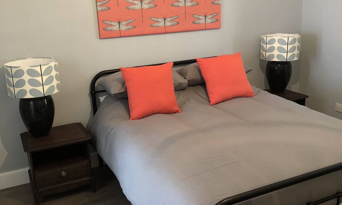 Inverness City Centre Apartment | City Apartment - No.2 May Court
