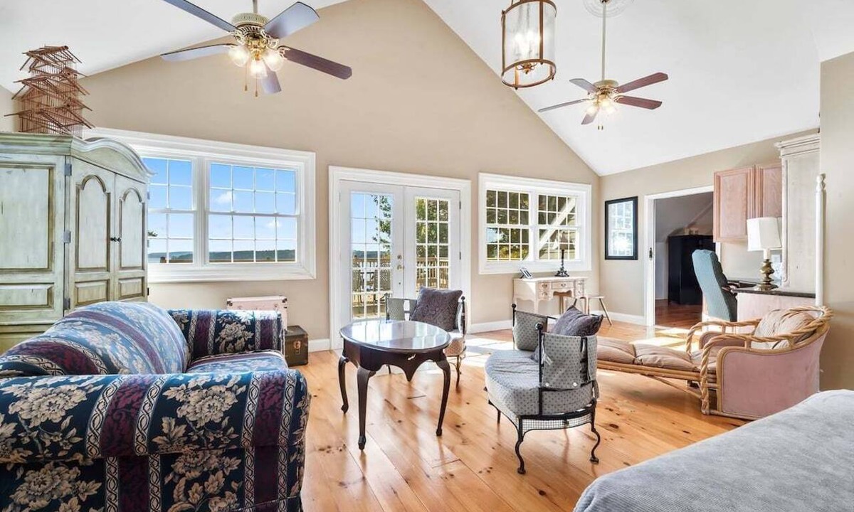 South Gouldsboro House | Clamshell by the Sea