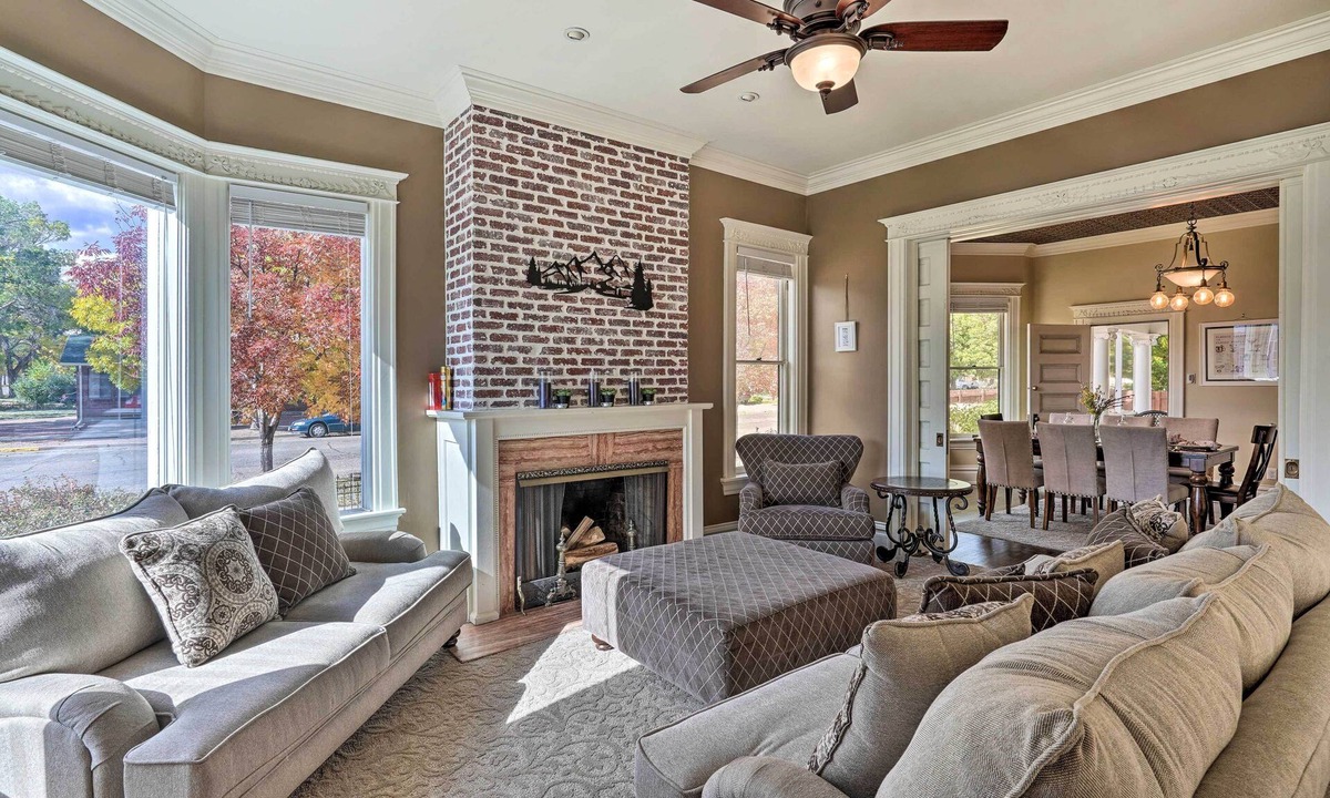 Canon City House | Classic Cañon City Getaway - 13 Mi to Royal Gorge!