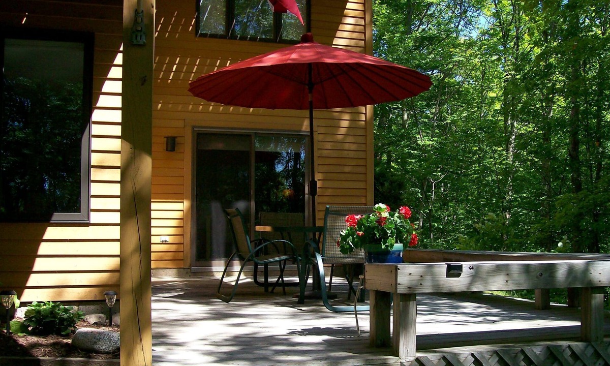 Harbor Springs Condo | Clean and Cozy, Beautiful, well kept Trout Creek Condominium Unit 79 Building 11
