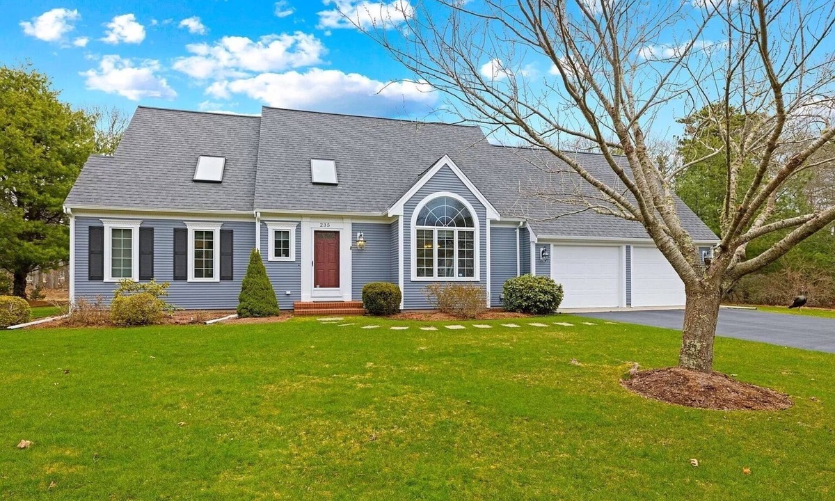 Centerville House | Close to Wequaquet Lake, beautiful and spacious cottage