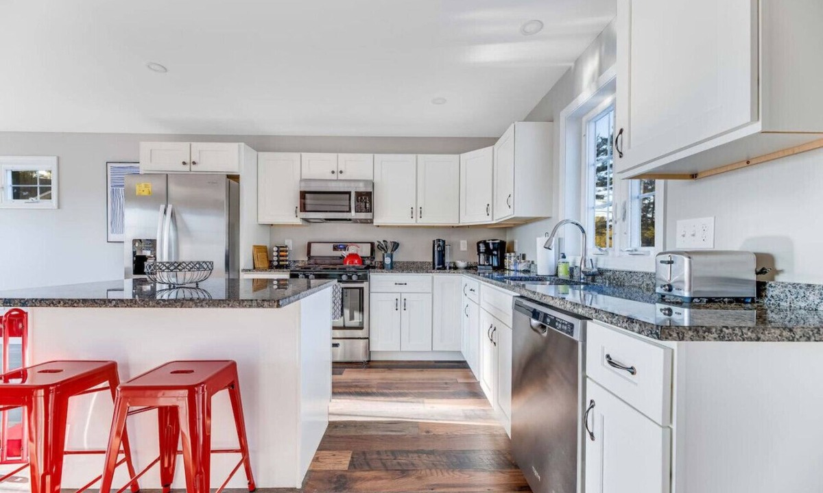 Southern Coast Apartment | Closed Listing - Not Bookable