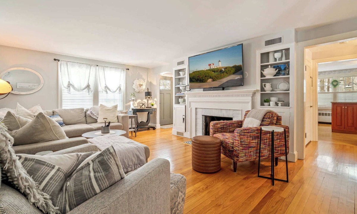 York House | Coastal Cape Neddick