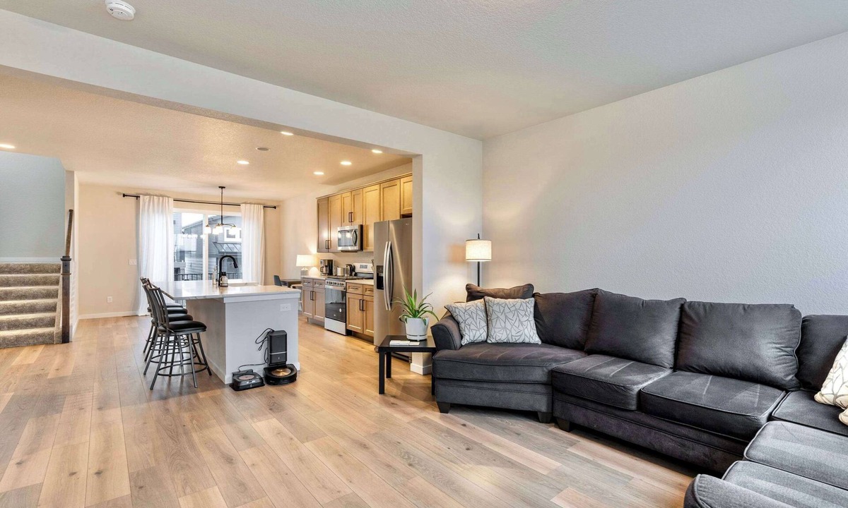 Colorado Springs House | CoffeeBar/Garage/TempurpedicBeds/ModernHome/CloseToAirport/NearBase