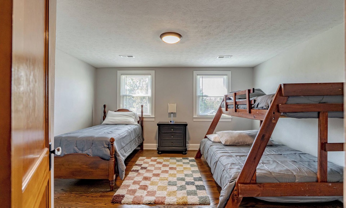 Elizabethtown House | College Bound! 4-bedroom house in Elizabethtown near Ft. Knox