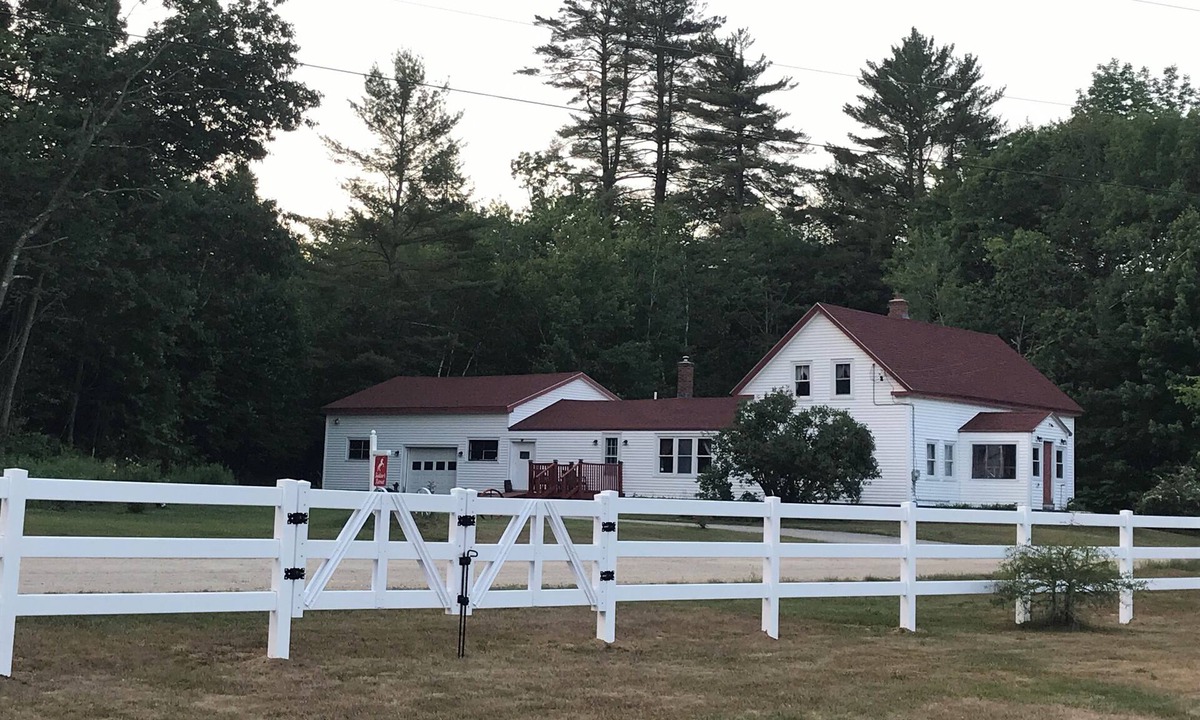 Hartford House | Come to Maine Find Your Freedom!