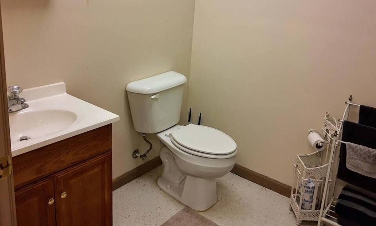 Huntertown Apartment | Comfort awaits you in this 1 bedroom apartment