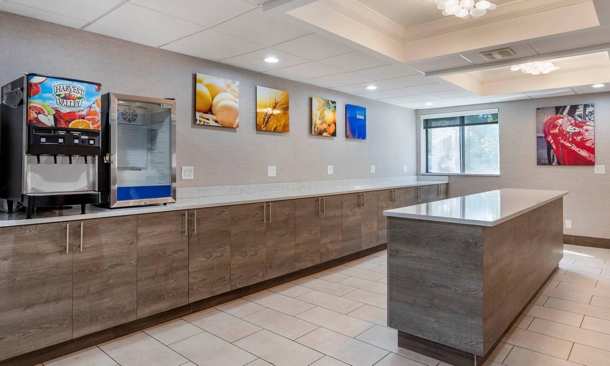 Dearborn Hotel | Comfort Inn Near Greenfield Village