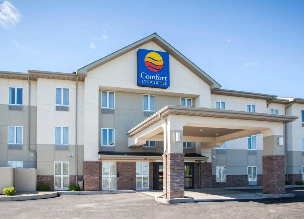 Harrisonville Hotel | Comfort Inn & Suites Harrisonville