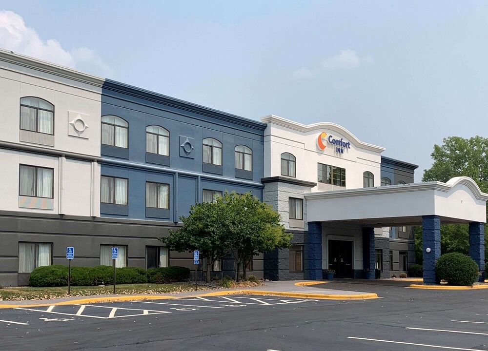 Oakdale Hotel | Comfort Inn Saint Paul East