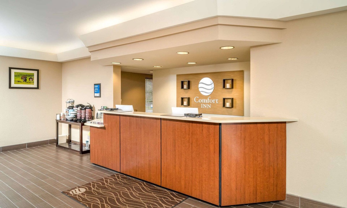 Grundy Hotel | Comfort Inn & Suites Grundy