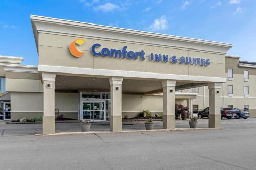 Triadelphia Hotel | Comfort Inn & Suites Triadelphia - Wheeling