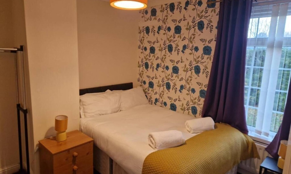 Washington House | Comfortable 2Br Home-Free Parking-Great Location