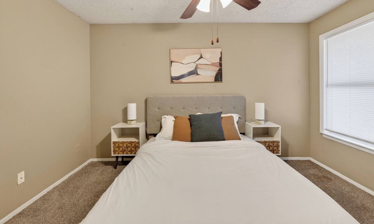 Lubbock Apartment | Comfortable 2BR living in District West