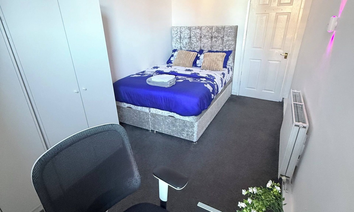 Sunderland House | Contractor Stay/Free Parking/Wi-Fi/Near City Centre