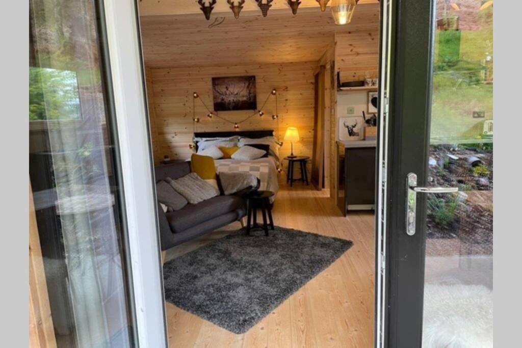 Aberchalder House | Coorie Doon Cabin! Great Scottish Welcome