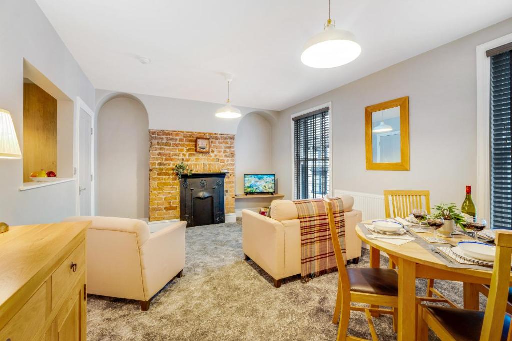 Hartlepool Apartment | Cosy 1BR Retreat Direct Trains to London By Stay With Us