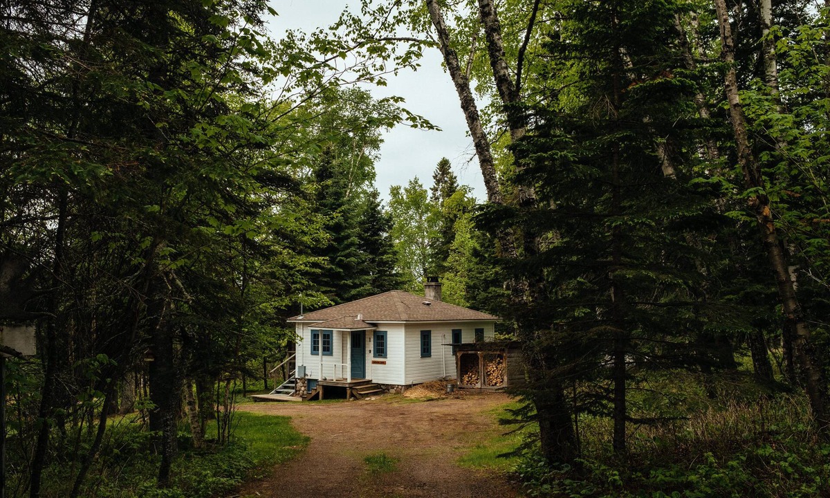 Lutsen Cottage | Cottage Charm in the North Woods of Lutsen!